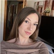 Profesora de primaria apta para todos los niveles.